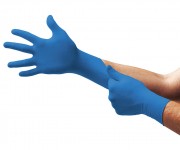 Sự khác nhau giữa găng tay y tế Nitrile và găng tay y tế Latex